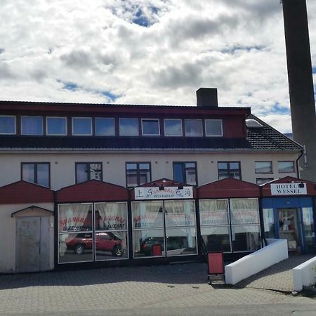 Kirkenes Hotell Bagian luar foto